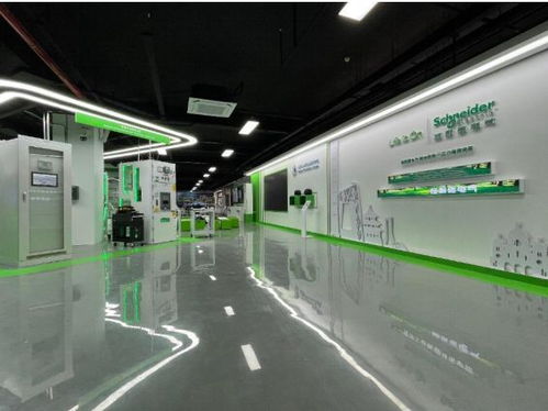 互利共贏破解校企合作“落地難” 施耐德電氣樓宇智能化技術(shù)產(chǎn)教融合成功之路解析